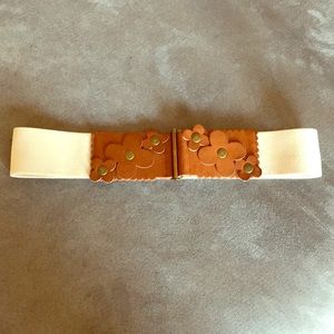Flower print belt